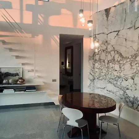 Mirano Villa Eze